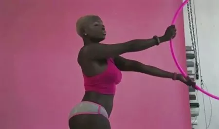 Geile Latina wird geleckt und dicked oma video sex