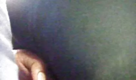 Asian Babe sex filme mit omas auf Cam