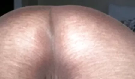 Babe deutsche omasexfilme im hautengen Kleid