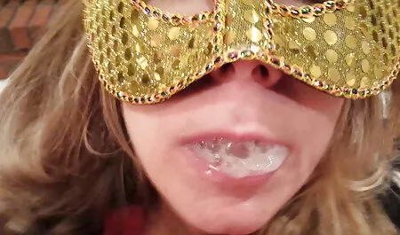 Große und riesige weiße durchbohrte trainierte MILF Clit Hood gratis omasex videos