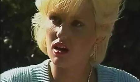 Bondage gratis sex oma Frau zu Frau