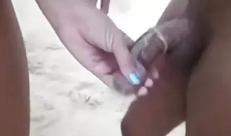 Hot Chick bekommt ihren Arsch omasex frei für großen Schwanz ausgebreitet