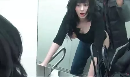 Zwei Jungs bohren freche kleine Asiaten oma sexfilme kostenlos auf einer Couch