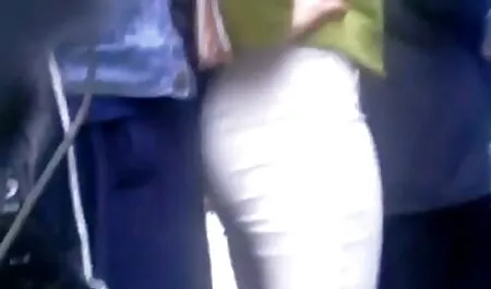 Big sexmit oma Tits Herrin verprügelt ihren Sklaven