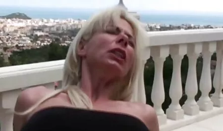 sexy Schlauch sex mit oma kostenlos 3