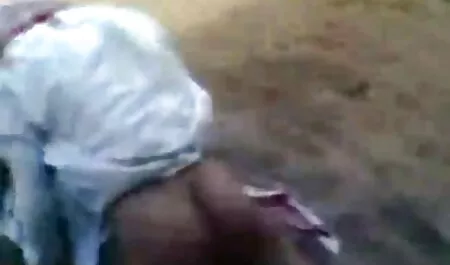 Vollbusige Lesben, die sich gegenseitig kostenlose sex videos von omas gefallen