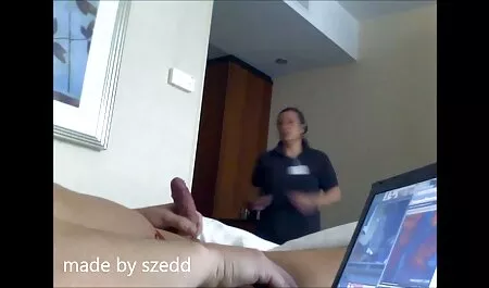 Mollige Brünette saugt und fickt auf Teppich oma sexvideos gratis