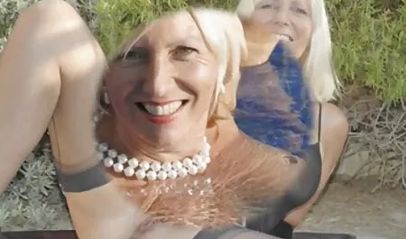 Jugendliche, die sich heimlich free oma porn tube austoben
